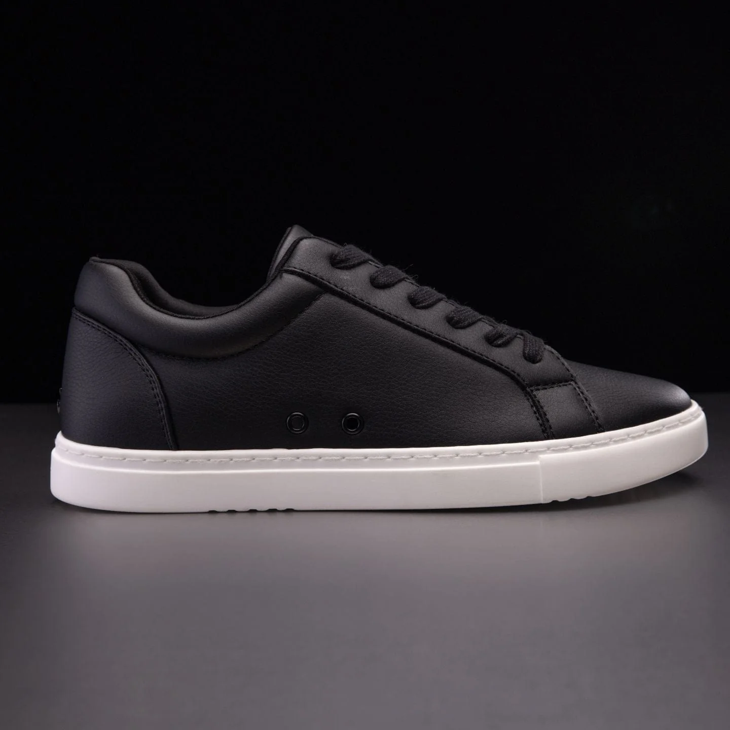 Black | Low-top | Fuego - Image 2