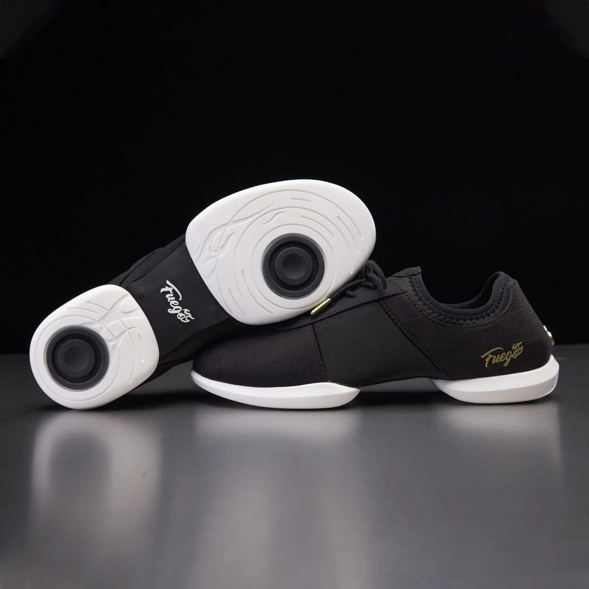 Black | Split-sole | Fuego
