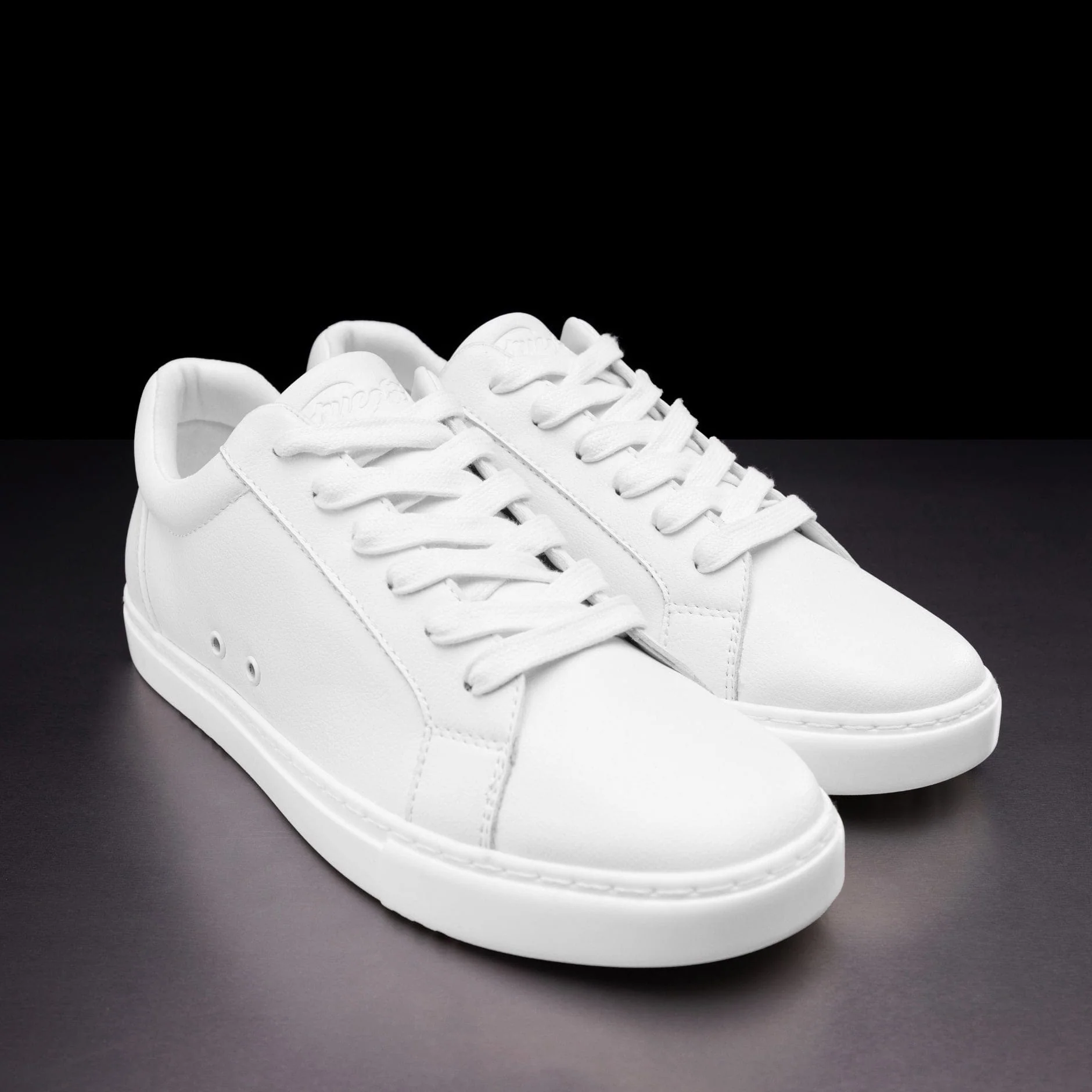 Fuego - Low-top | White (In-Store) - Image 4