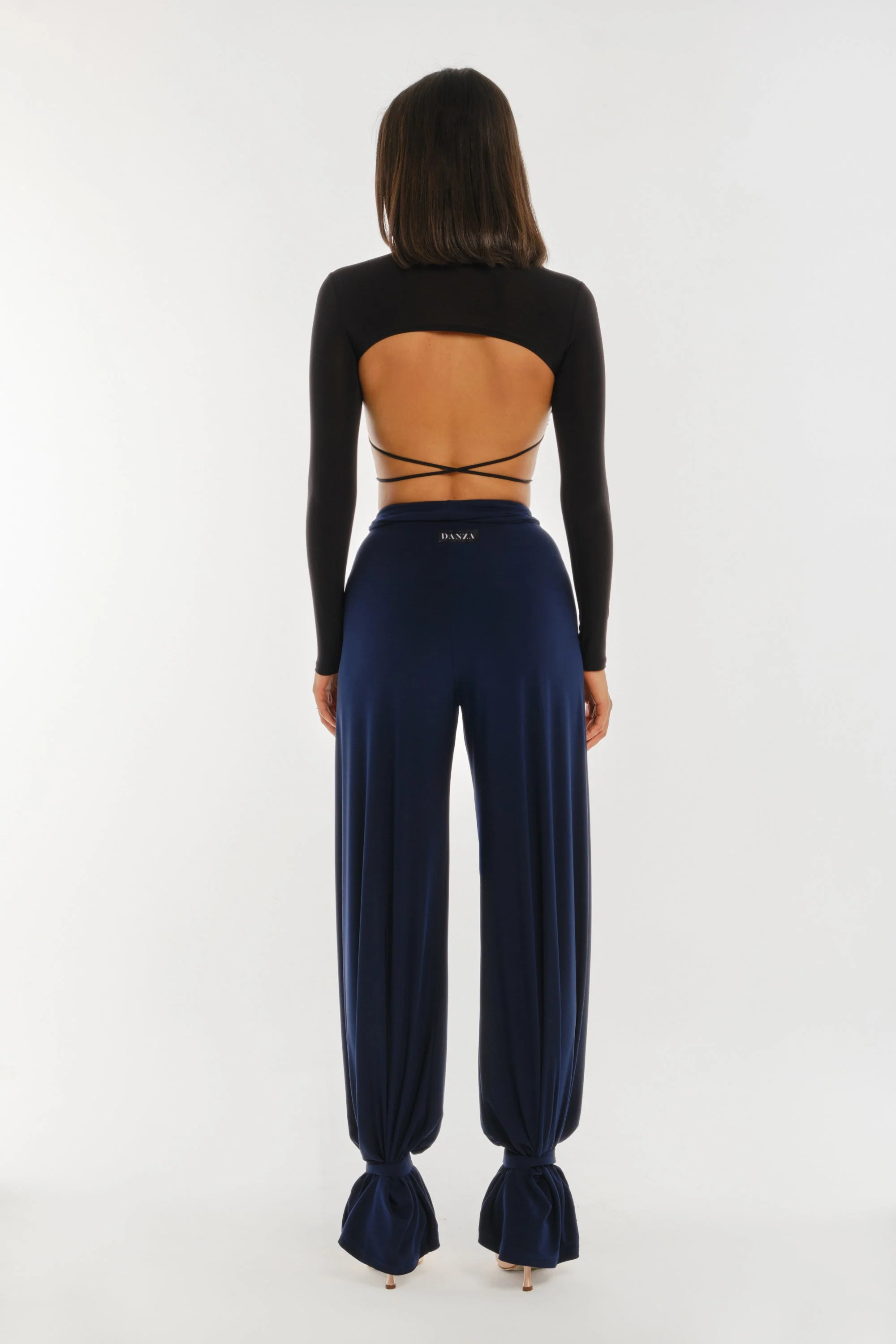 Navy ankle straps for trousers - Image 3